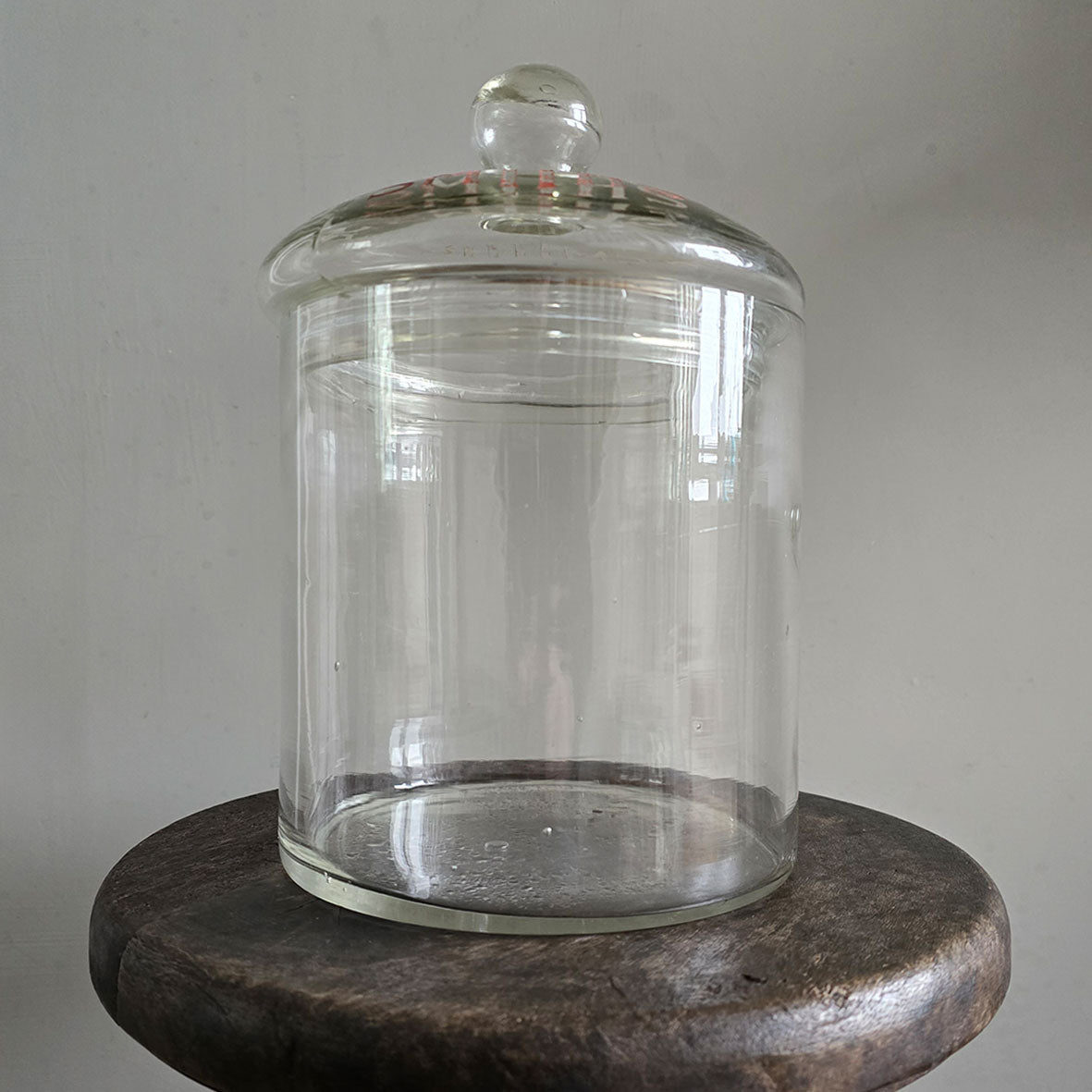 A Vintage Smith's Crisps Shop Jar An original shop glass storage jar, Circa 1920’s. Some of the lettering has worn away on the lid, but still makes a very attractive, vintage storage jar for use, or display - SHOP NOW - www.intovintage.co.uk