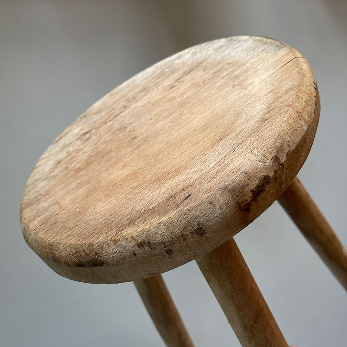 A nice and clean Vintage Elm provincial milking Stool. Good natural colour.  - SHOP NOW - www.intovintage.co.uk