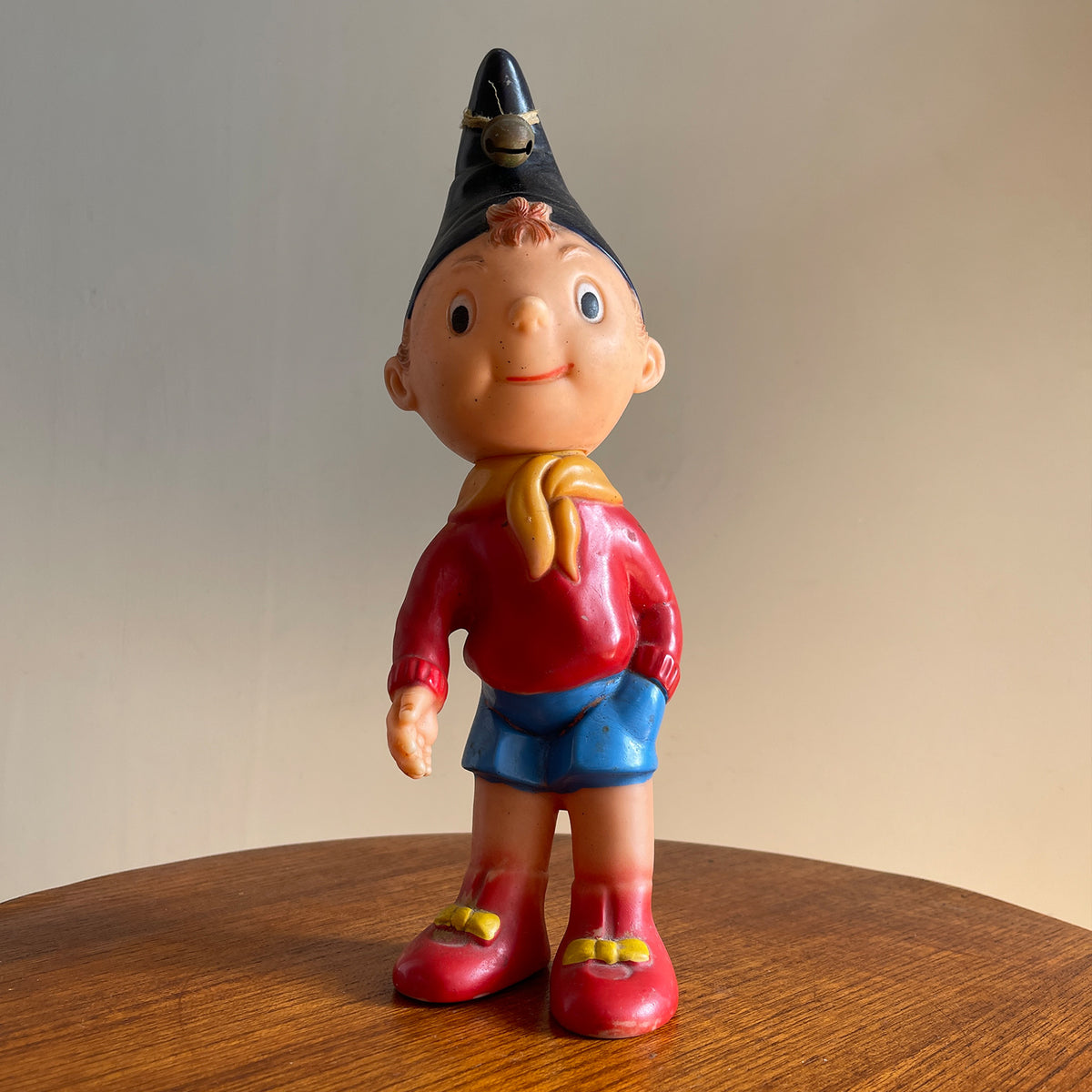VINTAGE NODDY AND HIS CAR - RUBBER TOY VINTAGE NODDY AND HIS CAR - RUBBER TOY