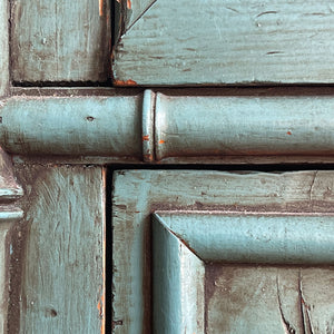 A Pretty Chinese inspired Wall Cabinet in its original paint and with original mirror plate. The cabinet is Chinese inspired, with bamboo edge detailing, golden globe feet and turned finials on top. It is finished in a beautiful and perfectly aged duck egg blue, and the original mirror plate - SHOP NOW - www.intovintage.co.uk