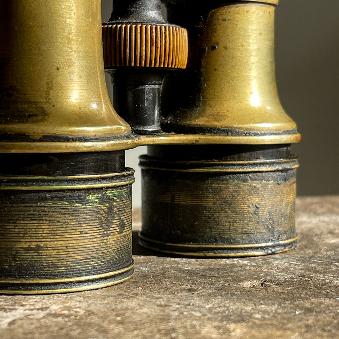 A pair of Victorian Negretti and Zambra binoculars. Made from brass and have a patinated black finish to the brass that has worn away over the years.The mark of NEGRETTI & ZAMBRA -OPTICIANS TO THE QUEEN appears around the rim of one of the eye pieces and 'ADJUSTED IN LONDON' around the other. - SHOP NOW - www.intovintage.co.uk