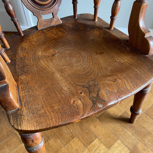 A sturdy, Elm and Yew wood Smoker's Bow.Great colour with superb wear to the arms and seat. A carved bullion support with nicely turned spindles and runners - SHOP NOW - www.intovintage.co.uk