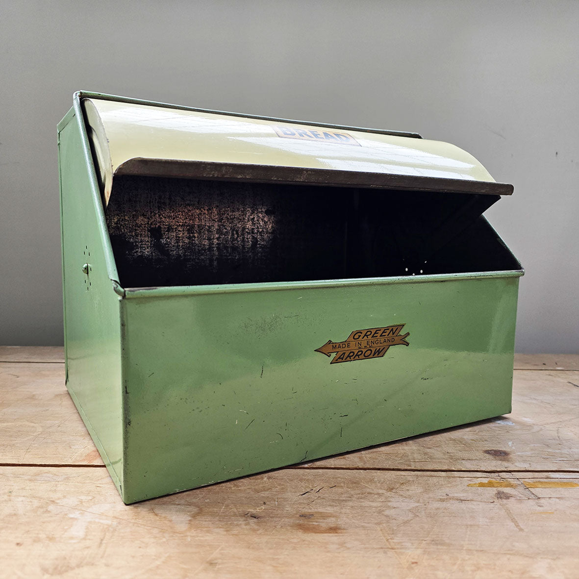 A Vintage Green Arrow bread bin in a fab duck egg green and cream combo, and still having its 'BREAD' and 'Green Arrow' water slide stickers to the front. A great looking item for the vintage kitchen - SHOP NOW - www.intovintage.co.uk