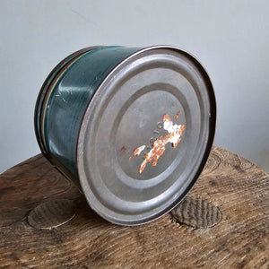 A good looking vintage Maxwell House Coffee Tin. Great colours and graphics