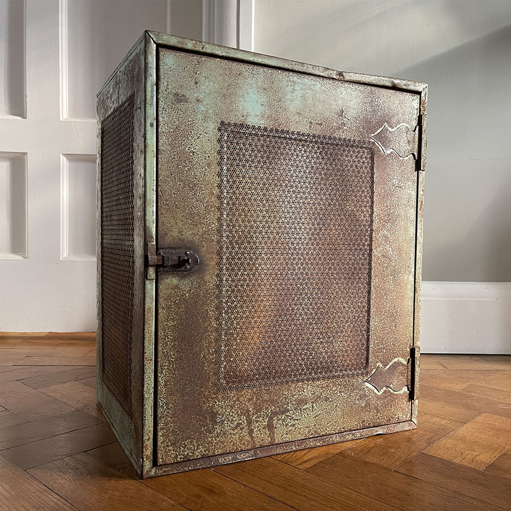 A Vintage Food Safe with the most fantastic aged patina. Constructed from metal with a pierced front and sides to allow for the free flow of air to keep the food inside fresh. It has a metal latch, metal door hinges and an inner glass shelf - SHOP NOW - www.intovintage.co.uk