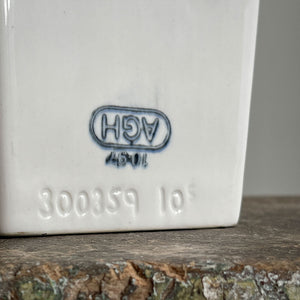 A sculptural Factory Glove Mould. Finished in a white glaze and stamped '300359 10' and 'AGH' printed in blue numerals to the front. In perfect condition - SHOP NOW - www.intovintage.co.uk