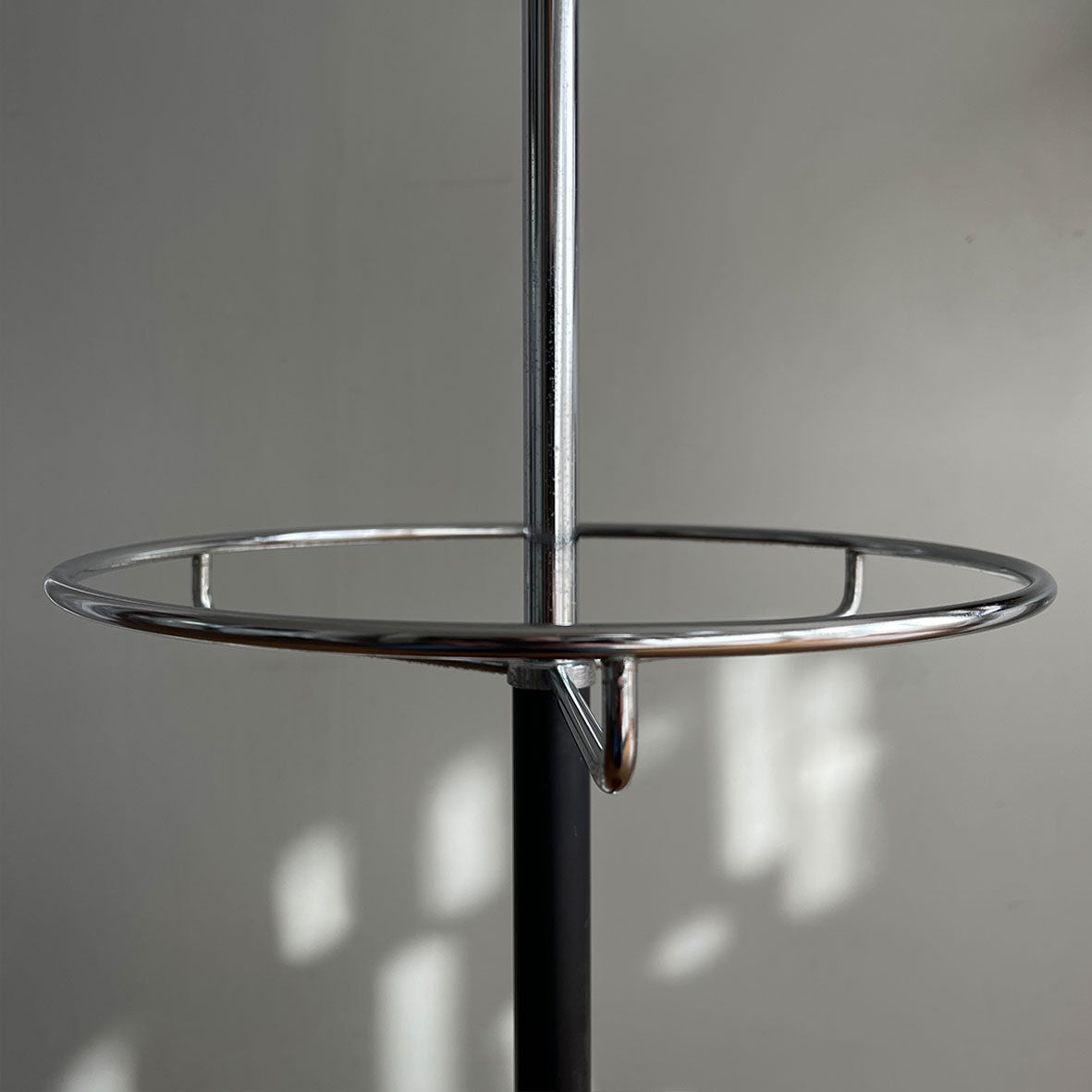 A cool looking Vintage HAGO 'Sputnik' Coat Rack from the 1960s. In a smart looking black, red and chrome colour combo. It has six main double red bobble hooks on the top section, three mini hooks on the stem, and a hoop ring for your umbrellas - SHOP NOW - www.intovintage.co.uk