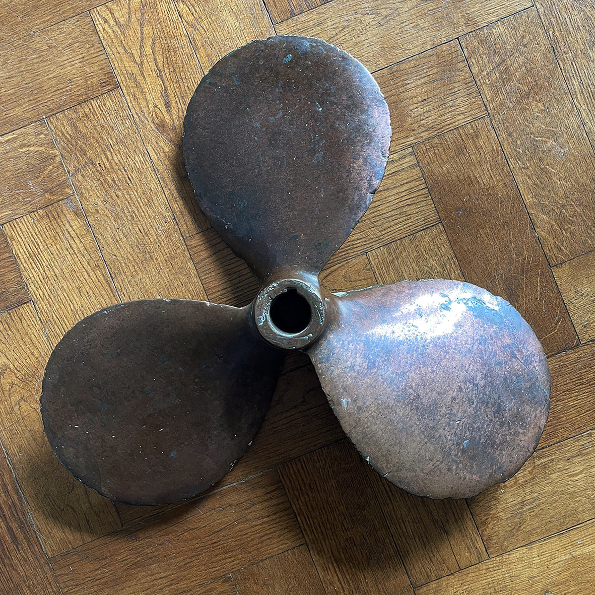 A large antique 3 Blade Bronze Marine Propeller. Very heavy! DIMENSIONS: (Diameter) 45cm (Depth) 10cm - SHOP NOW - www.intovintage.co.uk