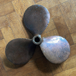 A large antique 3 Blade Bronze Marine Propeller. Very heavy! DIMENSIONS: (Diameter) 45cm (Depth) 10cm - SHOP NOW - www.intovintage.co.uk