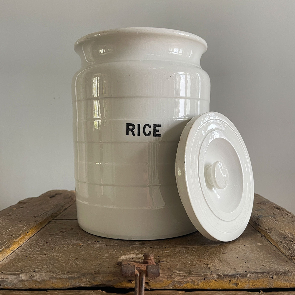 A large vintage white ironstone banded rice jar with lid. Marked '4' to the base. - SHOP NOW - www.intovintage.co.uk