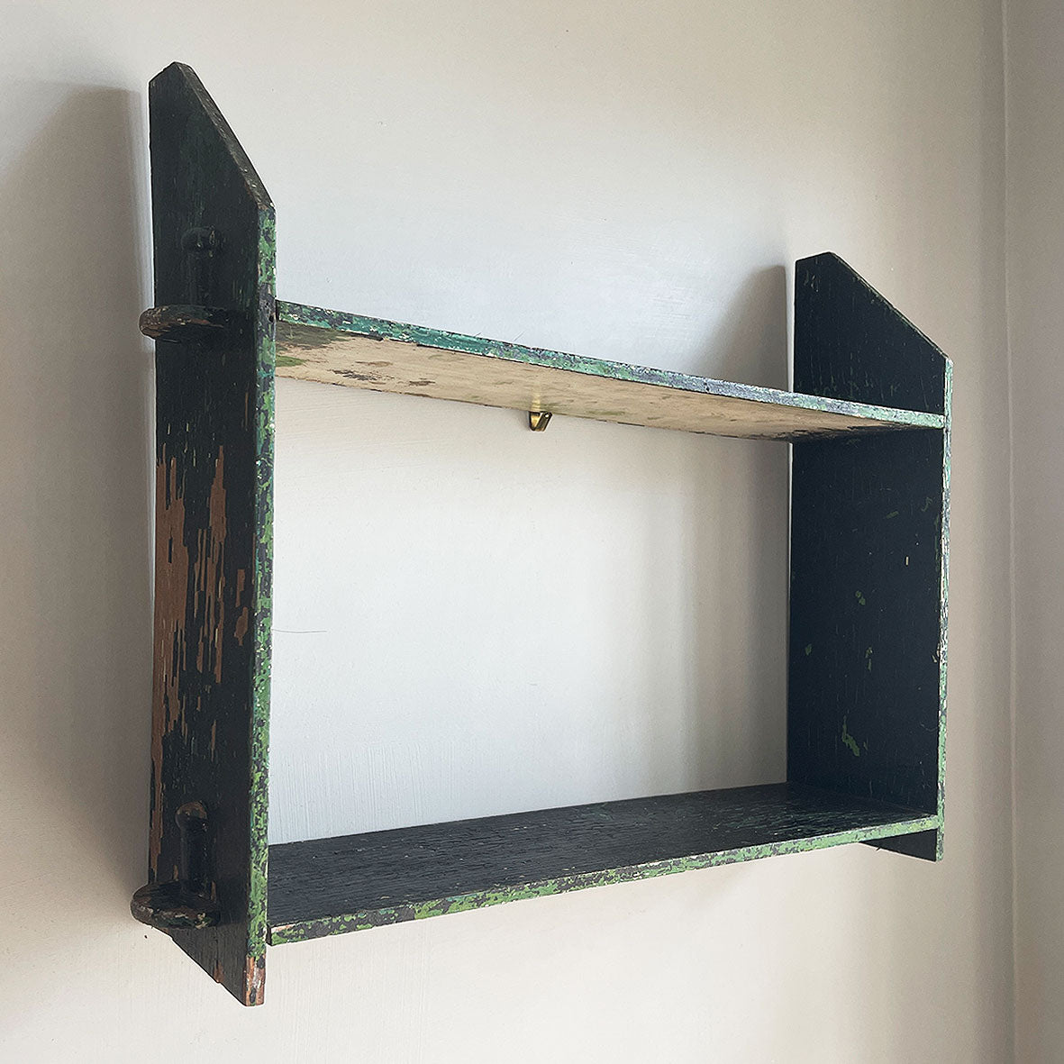 A Pair of Old Painted Shelves - IntoVintage.co.uk – Intovintage.co.uk