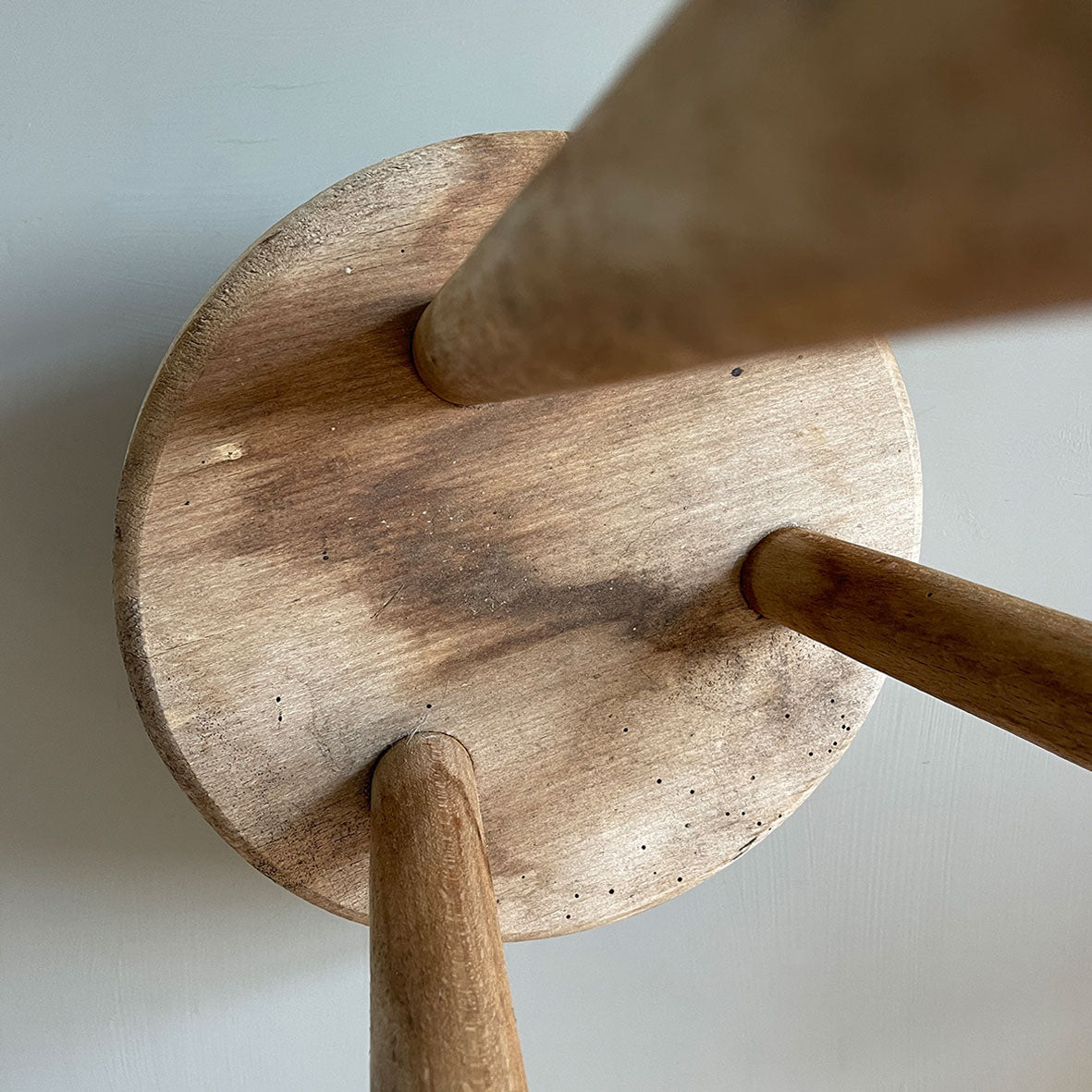 A nice and clean Vintage Elm provincial milking Stool. Good natural colour.  - SHOP NOW - www.intovintage.co.uk