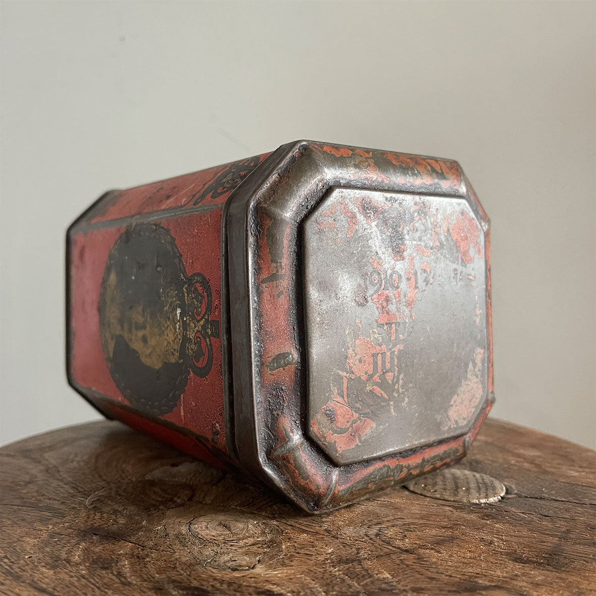 A Coronation Tea Tin for King Edward & Queen Mary from 1935 with a wonderful ratty patina - SHOP NOW - www.intovintage.co.uk