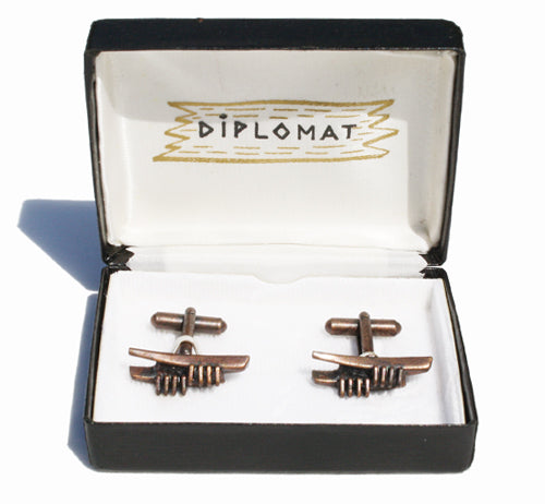 Vintage Diplomat abstract bronze tone cufflinks. Find this and other Smart Vintage items at Intovintage.co.uk.