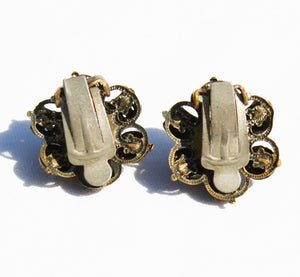 Vintage Pink glass earrings. Find these and other Vintage jewellery for sale at Intovintage.co.uk.