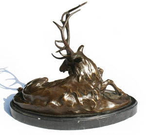 A fine quality 'hot cast' Bronze Stag mounted on an attractive marble block base. Superbly well modelled - SHOP NOW - Intovintage.co.uk