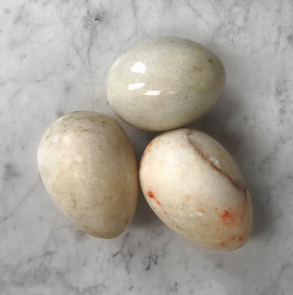 3 nice vintage stone eggs - SHOP NOW - www.intovintage.co.uk