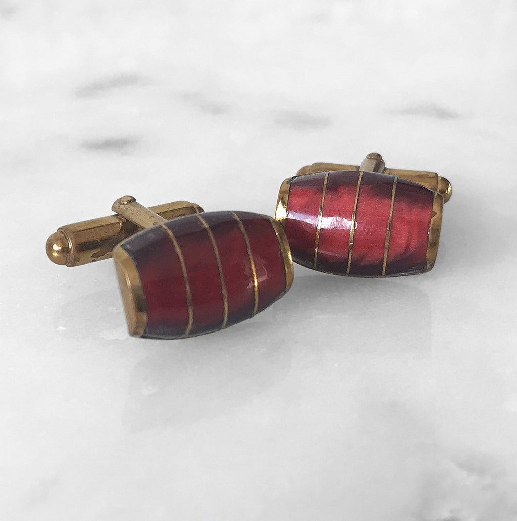 Vintage Red and Gold tone Barrel Cufflinks that catch the light nicely - SHOP NOW - Intovintage.co.uk.
