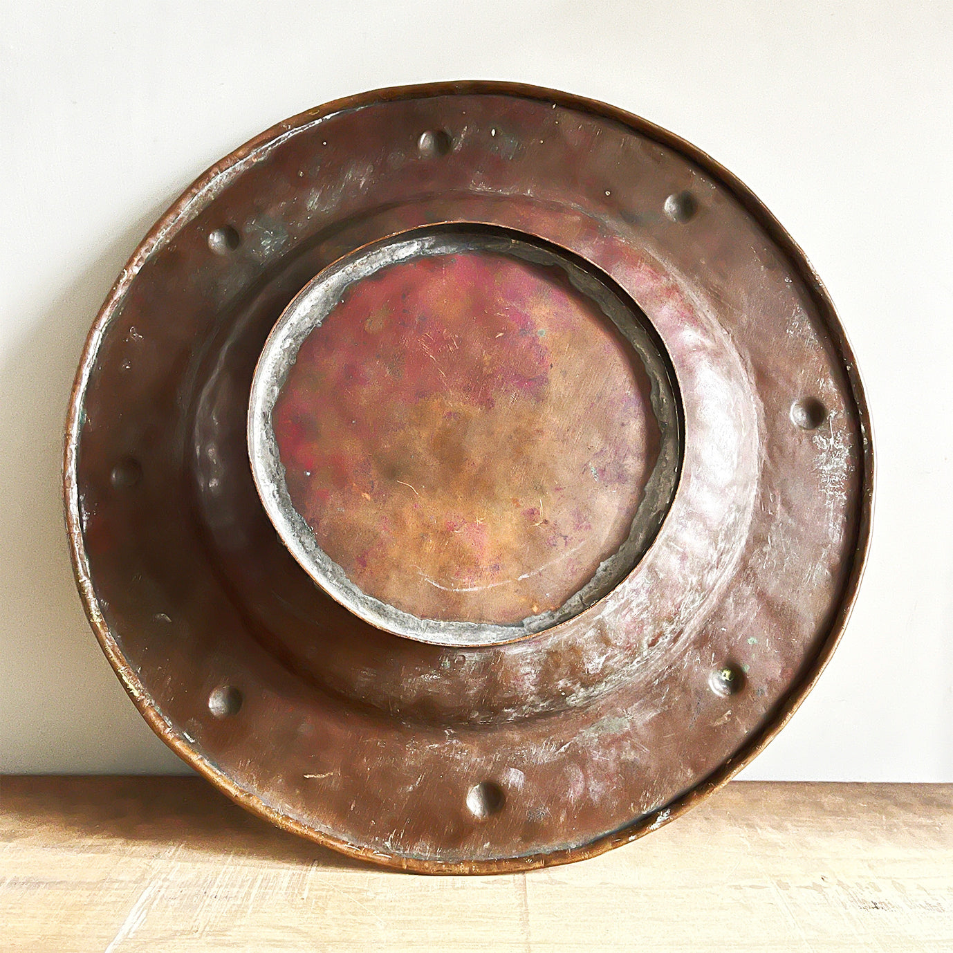 A large hand beaten Arts & Crafts Copper Charger in the Cornish Newlyn style. Beautiful colour and texture. Looks amazing as a table piece - SHOP NOW - www.intovintage.co.uk
