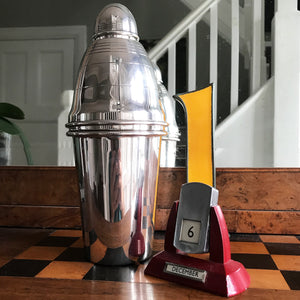 A classy vintage Silver Plate Cocktail Shaker. Great ring detail on main body and cap. The cap and top fits snuggly with no leaks - SHOP NOW - www.intovintage.co.uk
