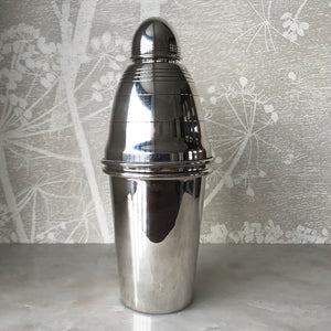 A classy vintage Silver Plate Cocktail Shaker. Great ring detail on main body and cap. The cap and top fits snuggly with no leaks - SHOP NOW - www.intovintage.co.uk