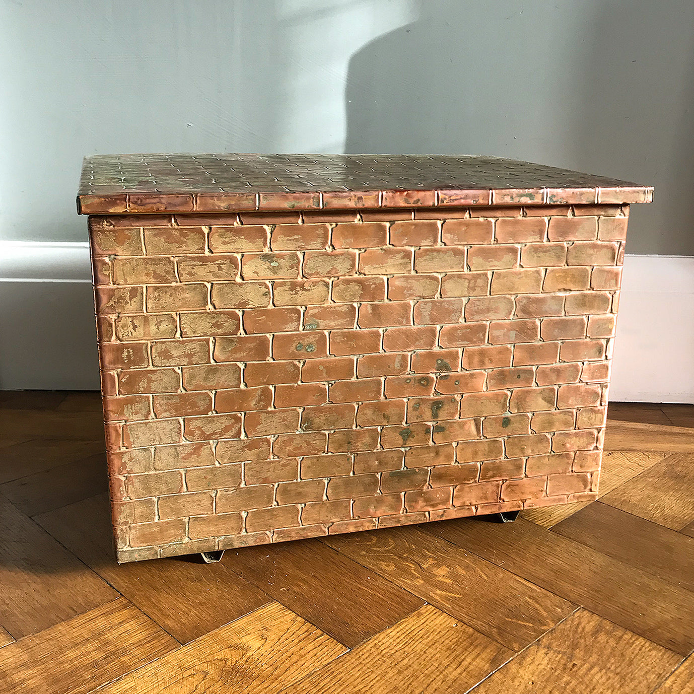 Stylish useful Vintage Copper trunk. It has a brick like pattern and a great patina - SHOP NOW - www.intovintage.co.uk