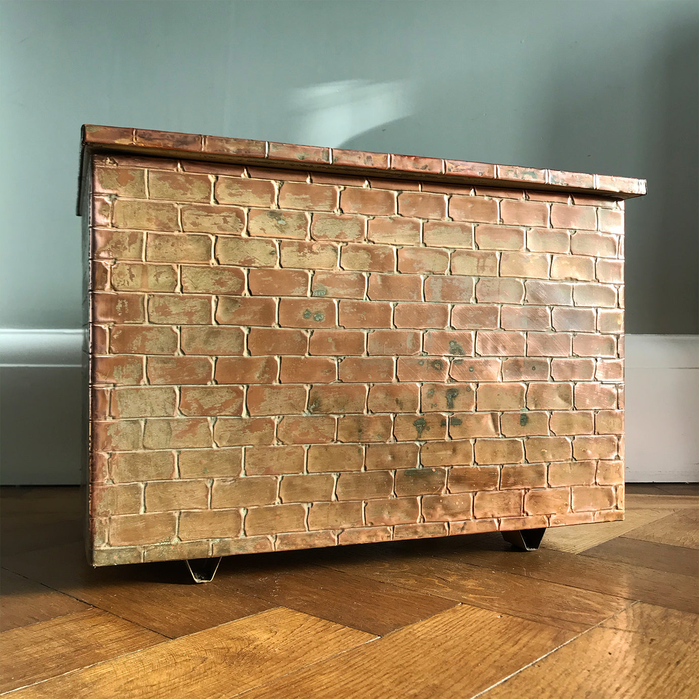 Stylish useful Vintage Copper trunk. It has a brick like pattern and a great patina - SHOP NOW - www.intovintage.co.uk