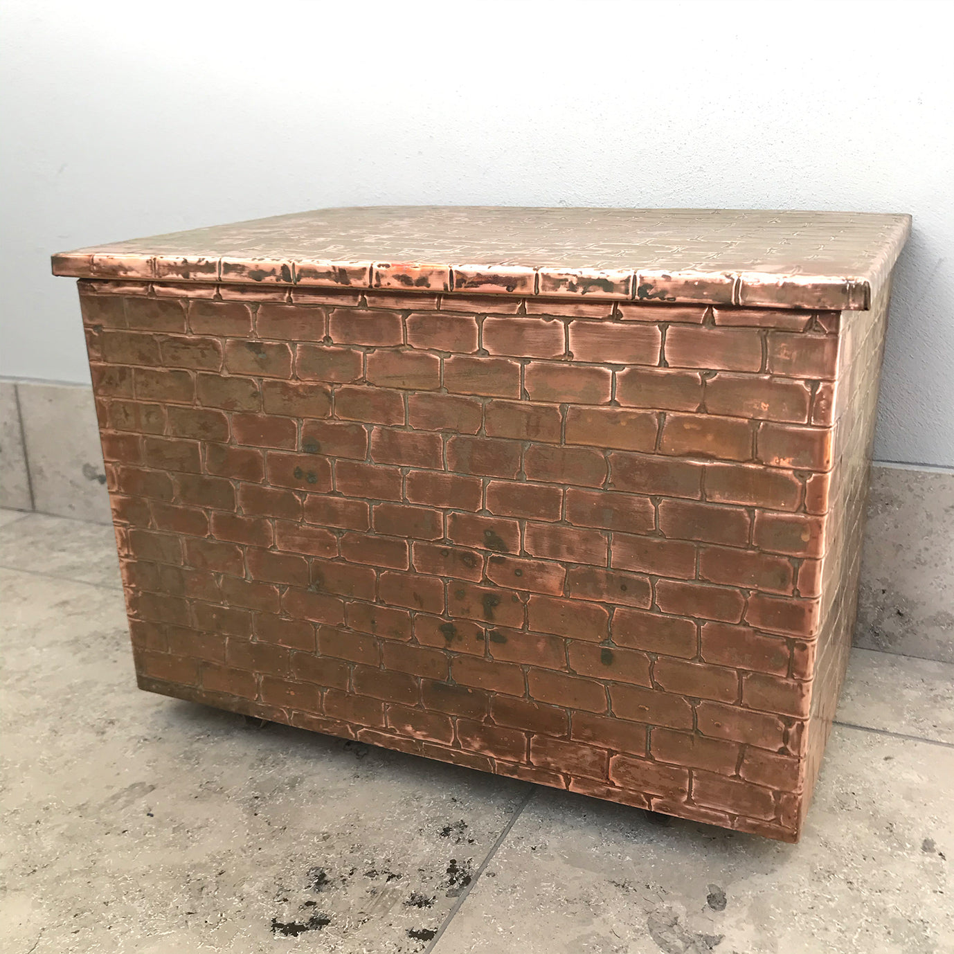 Stylish useful Vintage Copper trunk. It has a brick like pattern and a great patina - SHOP NOW - www.intovintage.co.uk