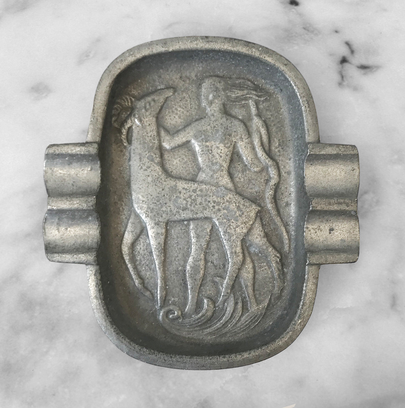 A Vintage David Anderson Norwegian Cast Pewter Cigar Ashtray with an Art Deco design to the front. Marked DA Stopt Tinn, Norway NV T245 to the back - SHOP NOW - www.intovintage.co.uk