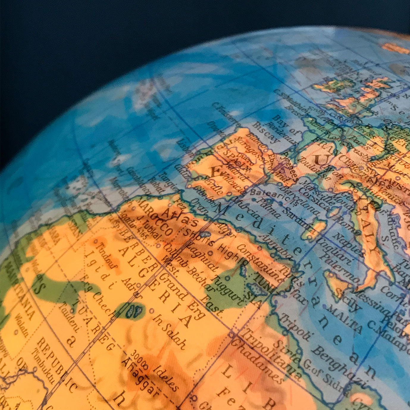 Cool Vintage Illuminated Columbus Globe by German company Paul Oestergaard of Berlin and Stuttgart - SHOP NOW - www.intovintage.co.uk