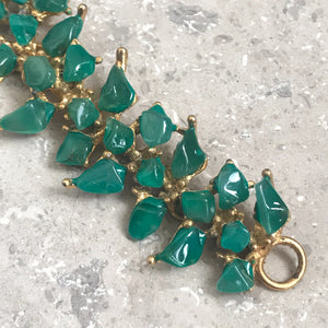 Pretty Vintage Green Stone & Gold Tone Bracelet