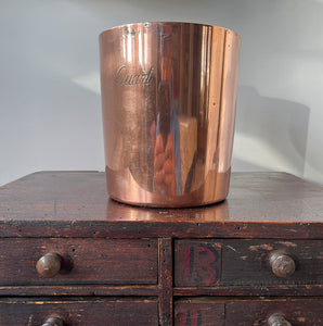 An original mid 20th Century, 1 Quart British Royal Navy Rum or Grog Cup in great condition. With the Queen Elizabeth 'ER' mark over the numeral '6' to the rim. The word 'Quart' is in a script typeface and is positioned central to the cup's height - SHOP NOW - www.intovintage.co.uk