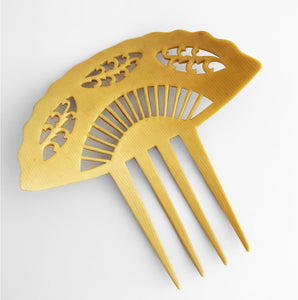 Vintage Lucite Haircomb