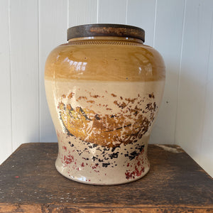 An Antique John Hill Earthenware Tobacco Jar with its original tin lid. Stamped 'JOHN HILL, CANNON FIXTURE DEALER, 3 to 7 NEW CUT' with remnants of its original tobacco label - SHOP NOW - www.itovintage.co.uk