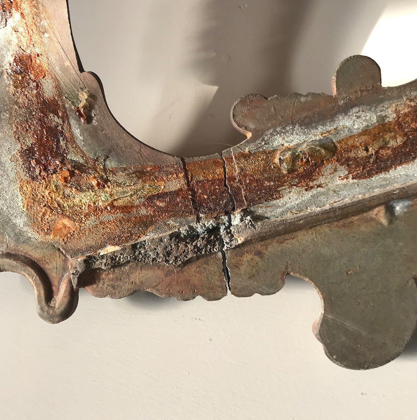 Lovely pair of Cast Metal Baroque Style Frames. Each frame has a couple of Cherubs at the top with flowing Baroque decoration around the rest of the frame - SHOP NOW - www.intovintage.co.uk