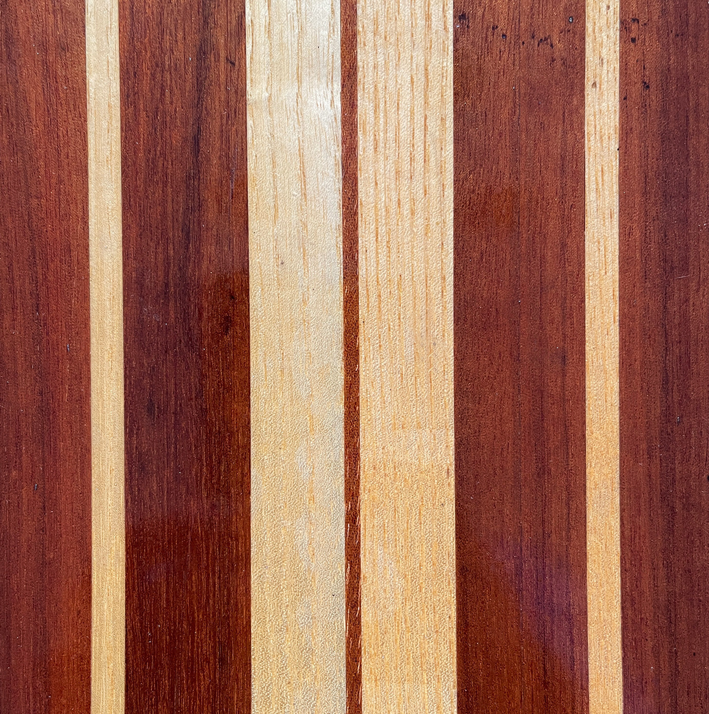 Uber cool vintage wooden mono water ski. It has a wonderful warm tone to the two tone wood. We have removed the old rubber footholds and given it a polish so that it can be seen in its full glory when mounted on the wall - SHOP NOW - www.intovintage.co.uk