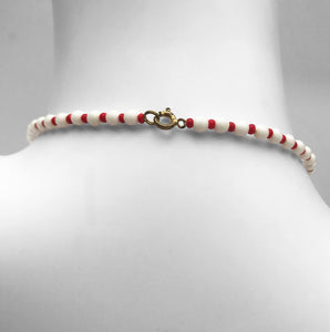 Vintage 1970's Necklace. Find this and other Vintage jewellery for sale at Intovintage.co.uk. 