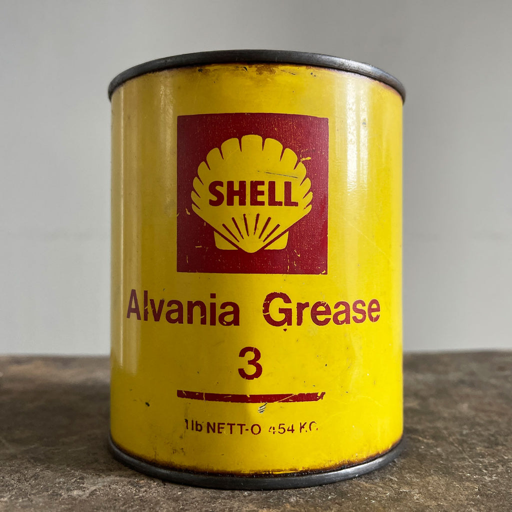 A good looking Vintage Shell Alvania 3 Grease Tin. Great simple graphics - SHOP NOW - www.intovintage.co.uk