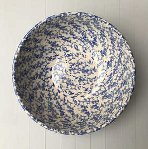 Large & beautiful Blue & White Sponge ware Mixing Bowl with a scolloped edge to the outside - SHOP NOW - www.intovintage.co.uk