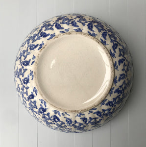 Large & beautiful Blue & White Sponge ware Mixing Bowl with a scolloped edge to the outside - SHOP NOW - www.intovintage.co.uk