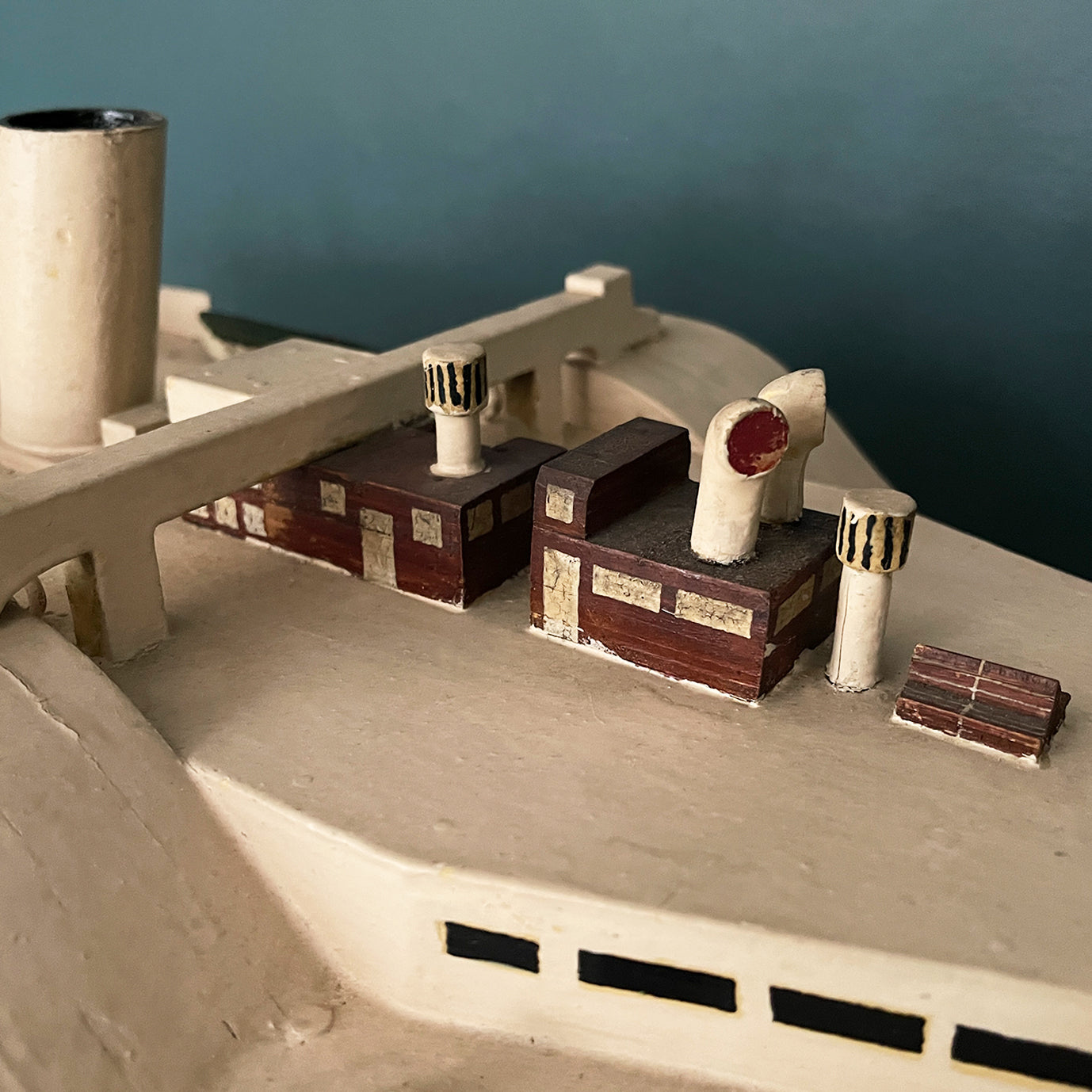 A wonderful large naive scratch built model of The Royal Eagle steam ship with an internal clockwork mechanism that drives the paddles. Comes with its original winder and handle that you clip on to make it easier to carry - SHOP NOW - www.intovintage.co.uk