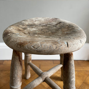 Vintage Elm Stool. Fantastic age age related wear and patina yet still totally solid. It had just enough weathering to give it that bang on look. The seat section has a wonderful dip to it, nicely turned legs and a superb centre joint on the cross stretchers - SHOP NOW - www.intovintage.co.uk