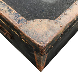 Vintage Shabby Old Trunk. Find this and other Beautiful Vintage items for you home at Intovintage.co.uk