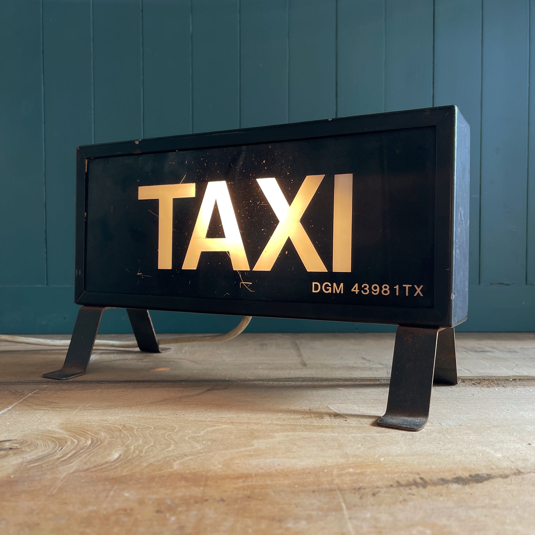A cool Vintage Taxi Sign that lights up! Adds a soft city vibe to a room - SHOP NOW - www.intovintage.co.uk