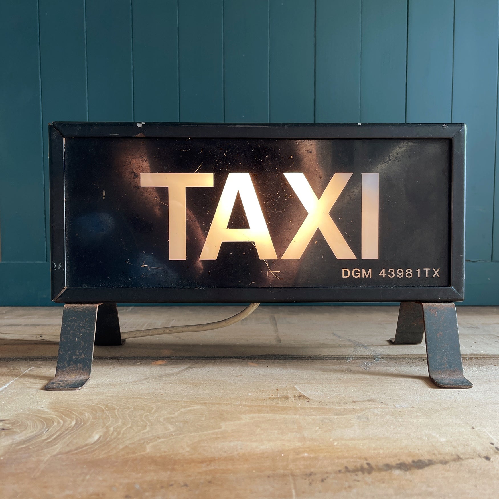 A cool Vintage Taxi Sign that lights up! Adds a soft city vibe to a room - SHOP NOW - www.intovintage.co.uk