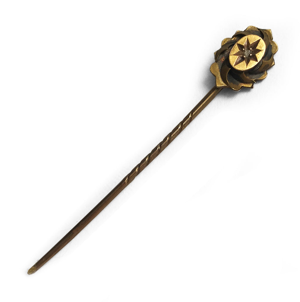 Smart Edwardian 15 CT gold tie pin with small inset diamond - SHOP NOW - www.intovintage.co.uk