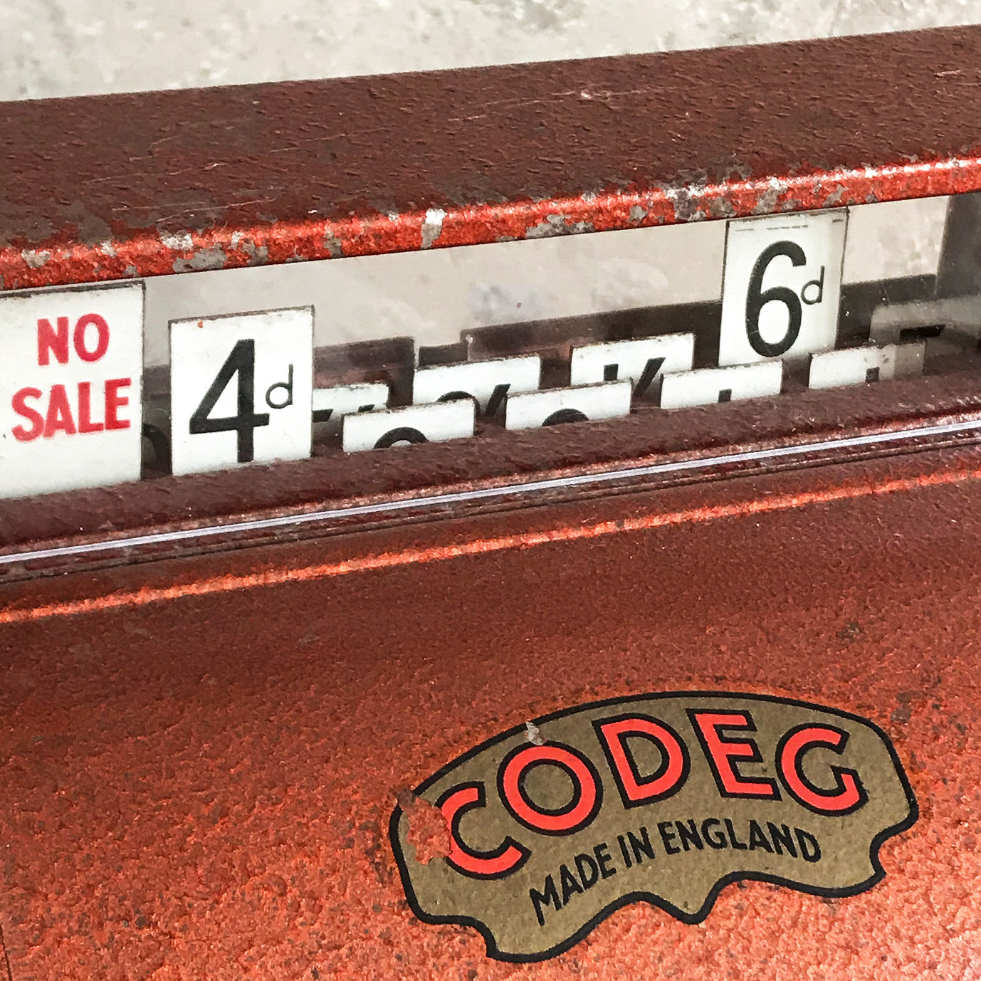 Codeg, children's toy cash tin plate cash register - SHOP NOW - www.intovintage.co.uk