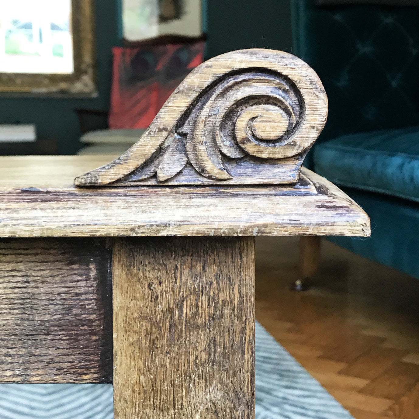 Scroll top window seat in oak. A practical and versatile size, perfect for the hallway, end of a double bed or in the bay of a window. Detailed scroll work to the top corners with good looking turned legs - SHOP NOW - www.intovintage.co.uk