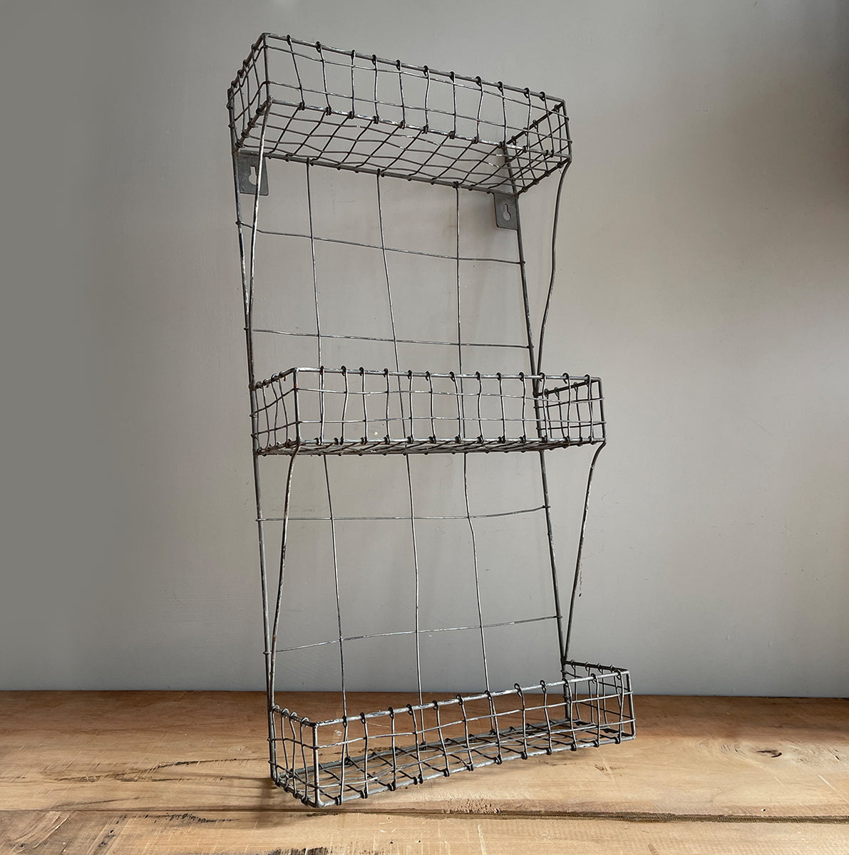 A Vintage Wire Rack - IntoVintage.co.uk – Intovintage.co.uk