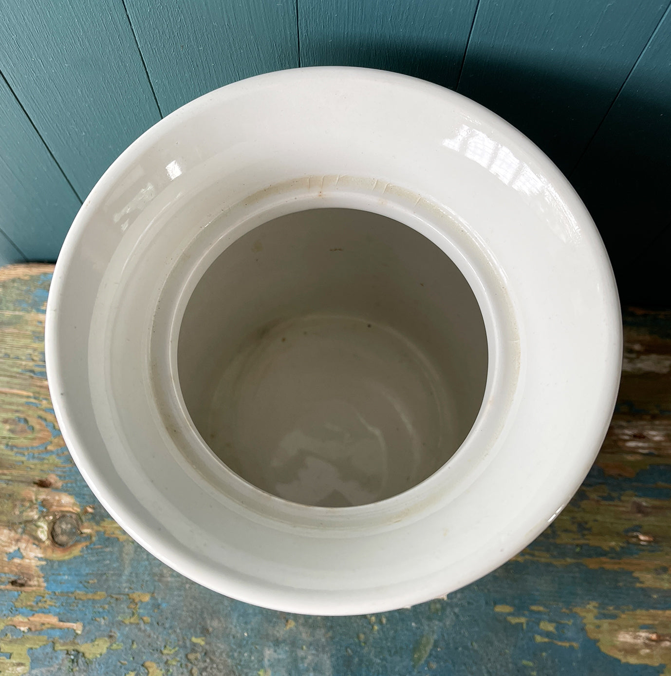 Large Vintage Yellow & White Cornish Ware Jar in excellent condition. Nice and big to keep your biscuits or other condiments in. No chips or cracks, just perfect! - SHOP NOW - www.intovintage.co.uk